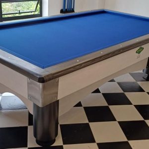 MESA DE BILLAR TRES BANDAS